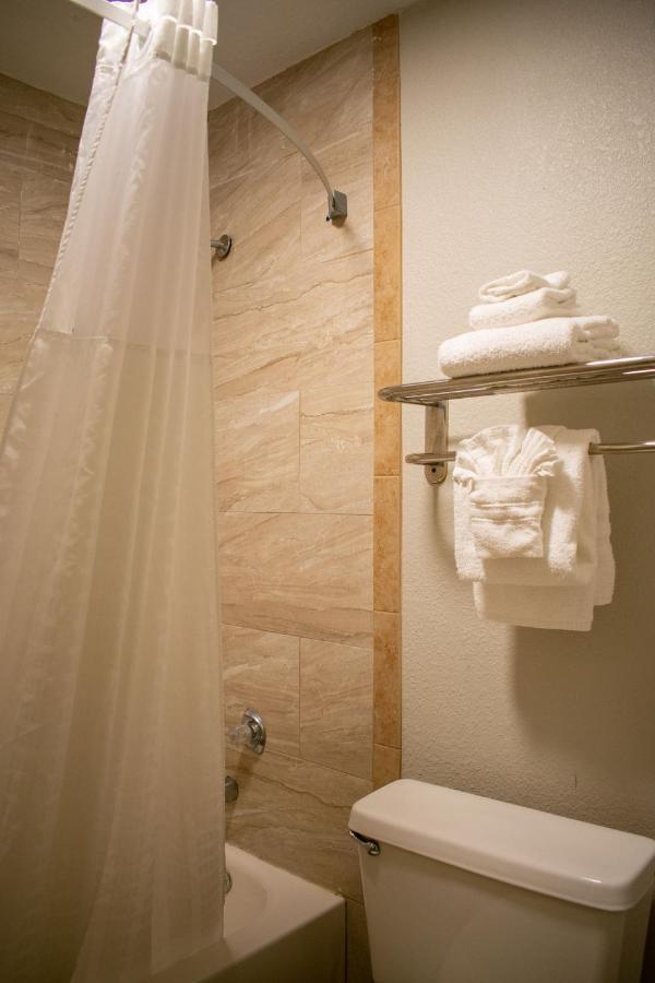 Days Inn By Wyndham Hillsboro Tx Ngoại thất bức ảnh