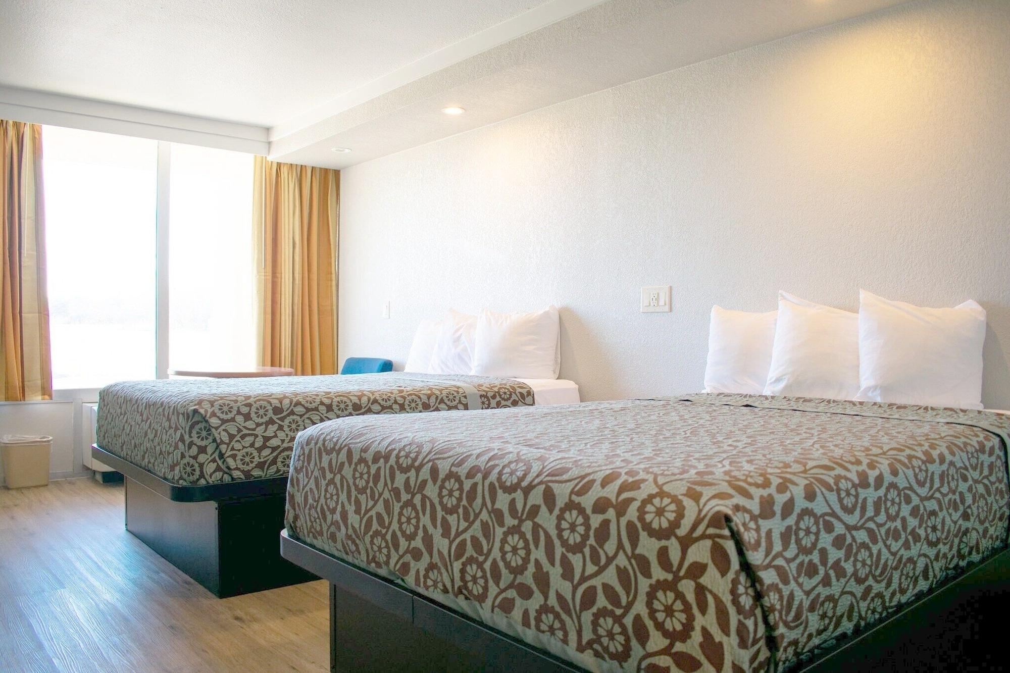 Days Inn By Wyndham Hillsboro Tx Ngoại thất bức ảnh