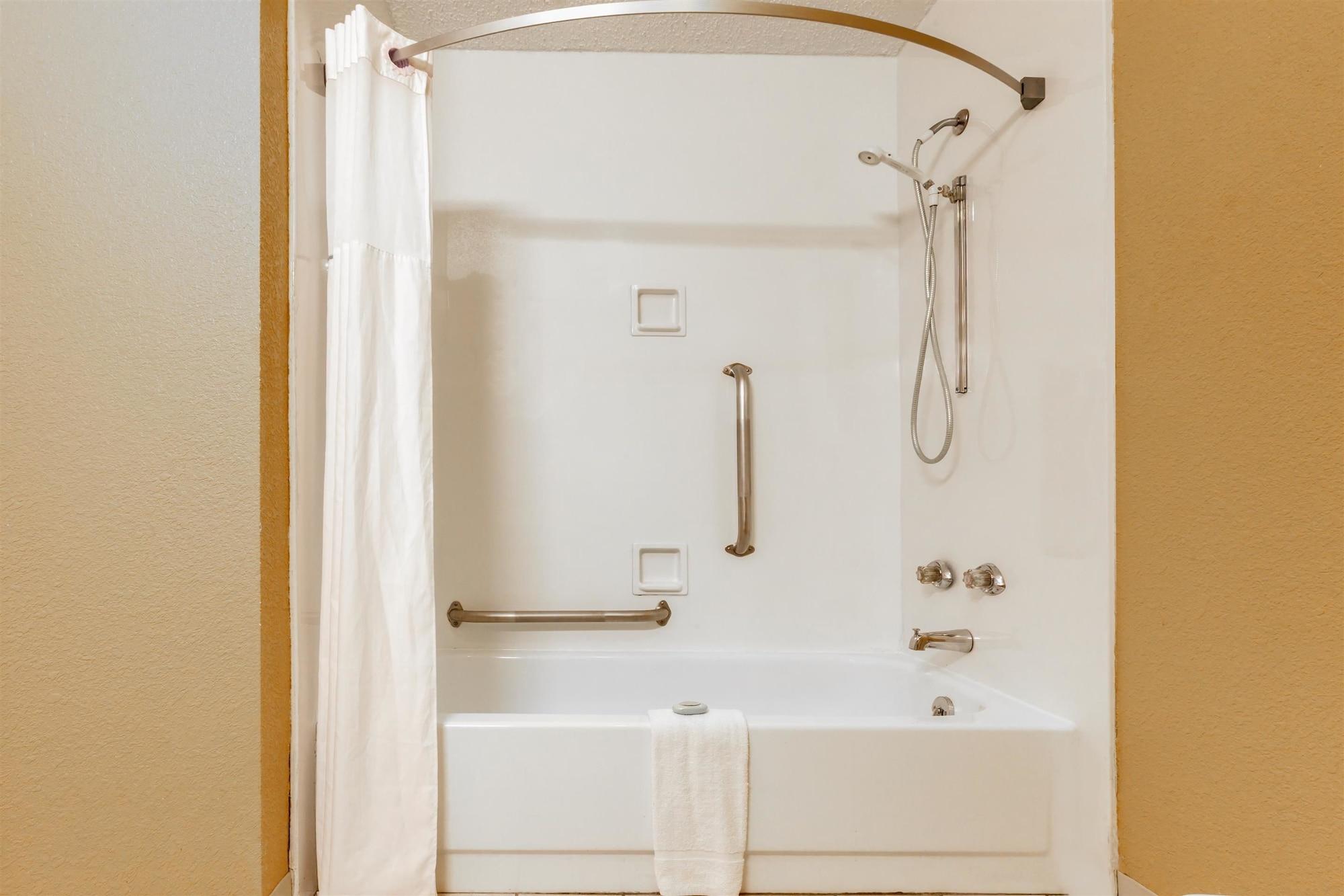 Days Inn By Wyndham Hillsboro Tx Ngoại thất bức ảnh