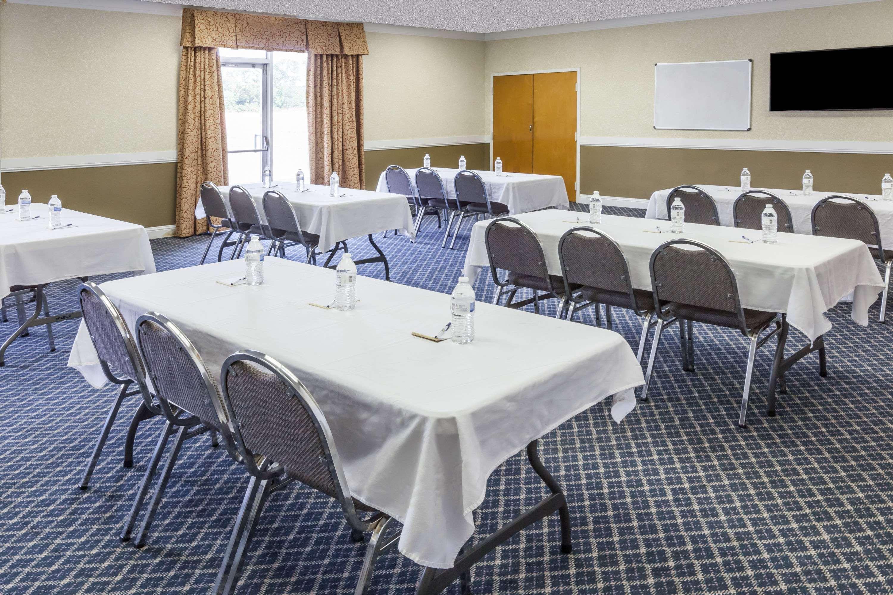 Days Inn By Wyndham Hillsboro Tx Ngoại thất bức ảnh