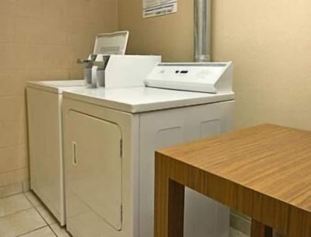 Days Inn By Wyndham Hillsboro Tx Ngoại thất bức ảnh