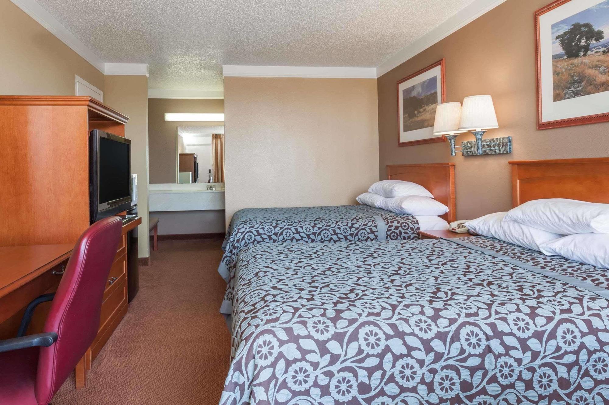 Days Inn By Wyndham Hillsboro Tx Ngoại thất bức ảnh