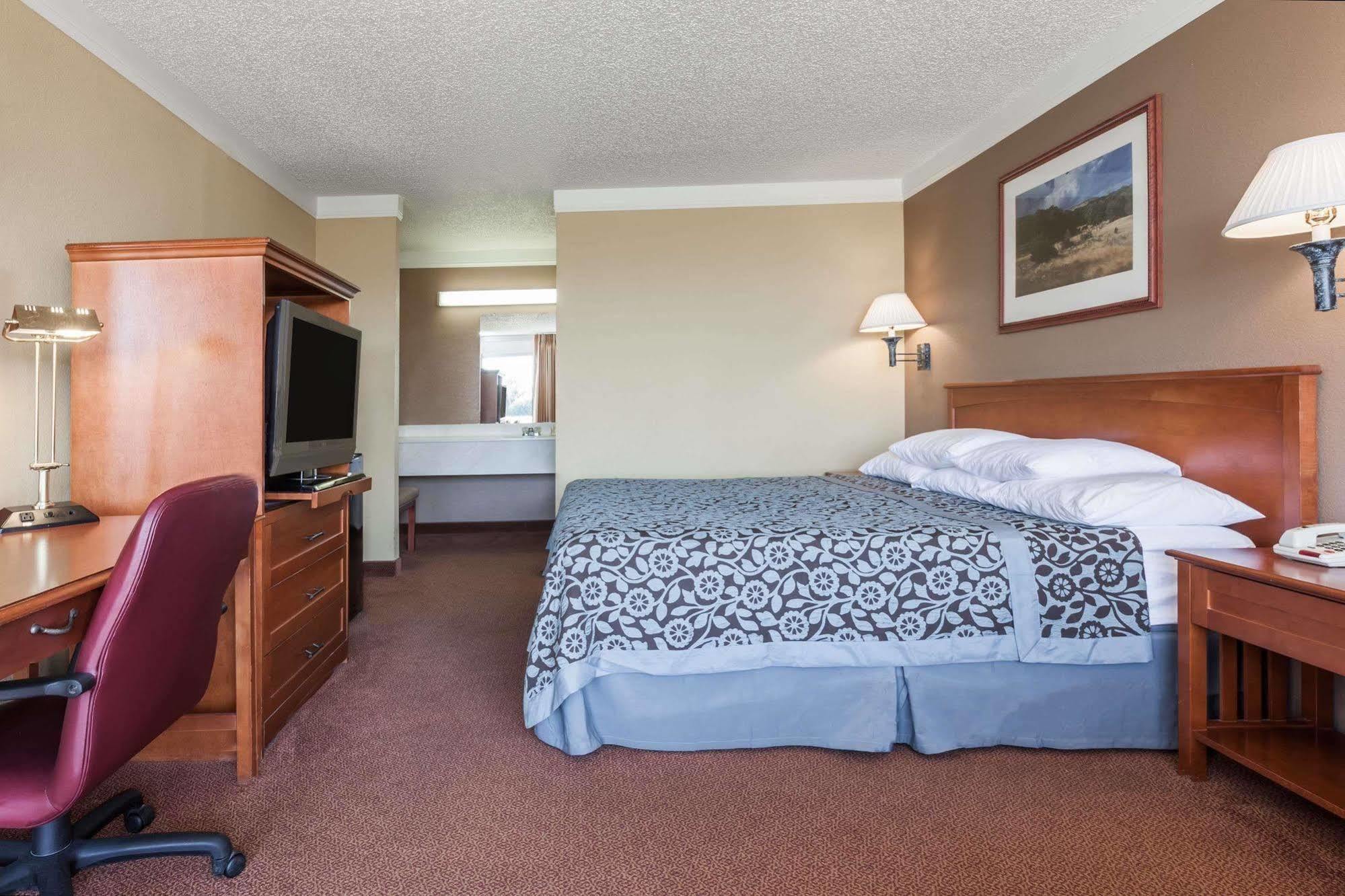 Days Inn By Wyndham Hillsboro Tx Ngoại thất bức ảnh